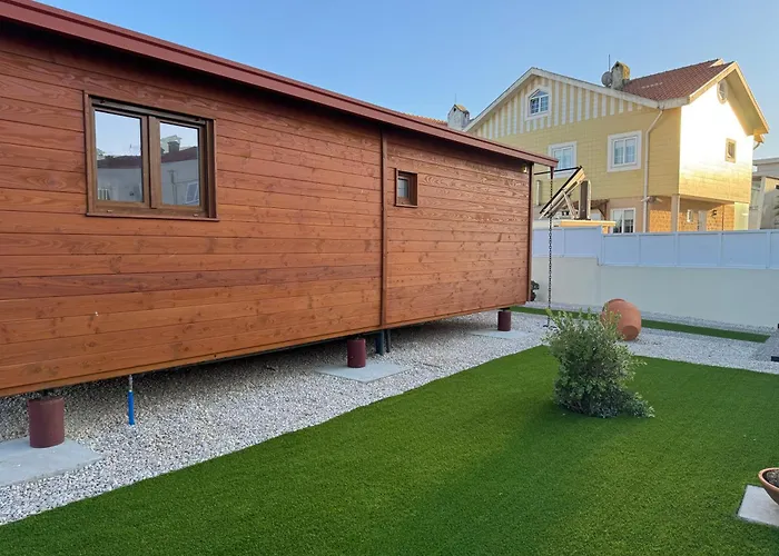 Acolhedora Casa De Ferias T2 Com Espaco Exterior